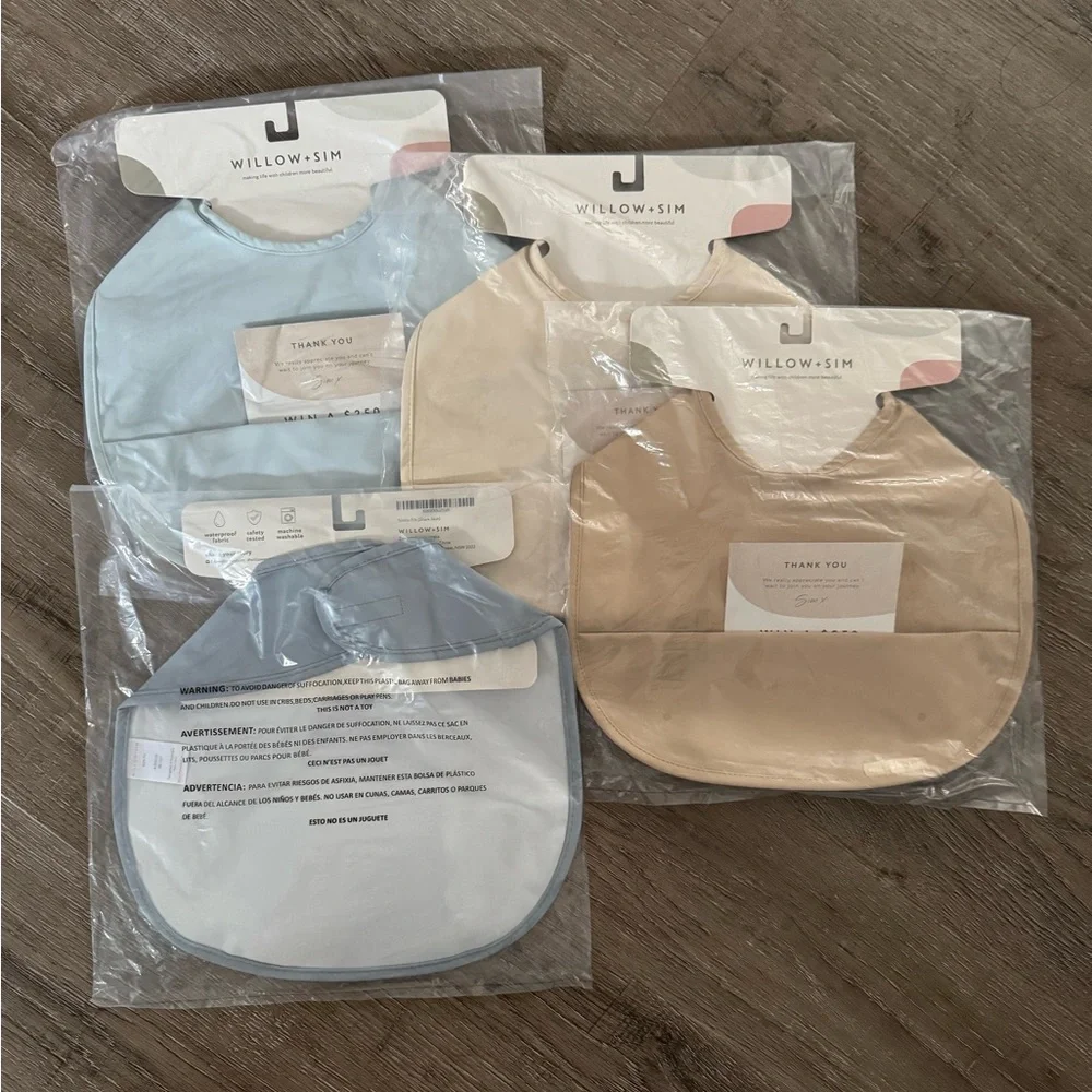 Willow + Sim Silicone Bibs - Blue, Beige, Cream (Set of 4)